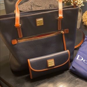 Dooney&Bourke purse and wallet.
